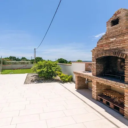 Monteci Villa *