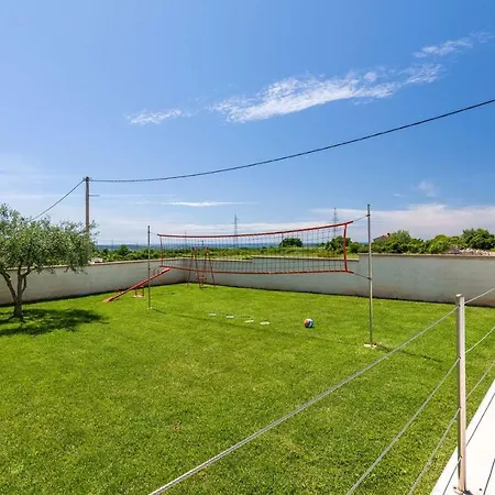 Monteci Willa Galižana