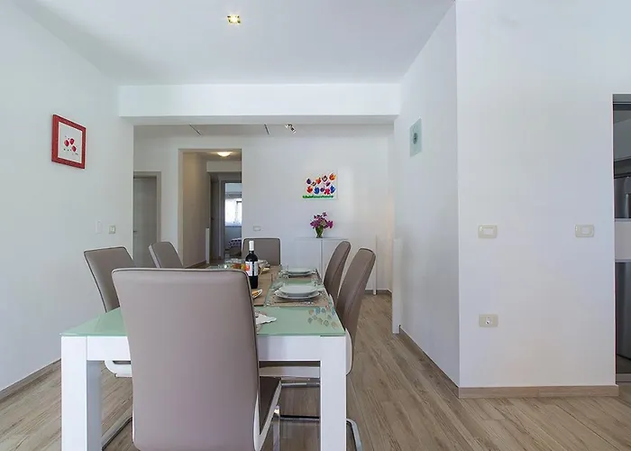 Monteci 빌라 Galižana